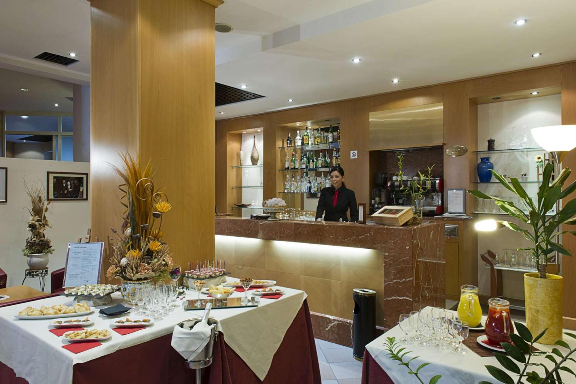 Classic Hotel Tulipano Терни Екстериор снимка