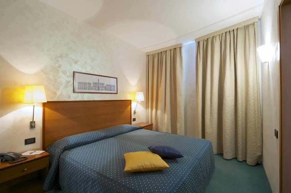 Classic Hotel Tulipano Терни Екстериор снимка